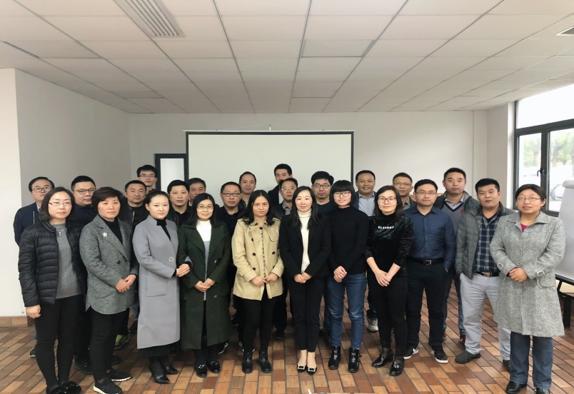 管理合照.jpg 管理合照.jpg